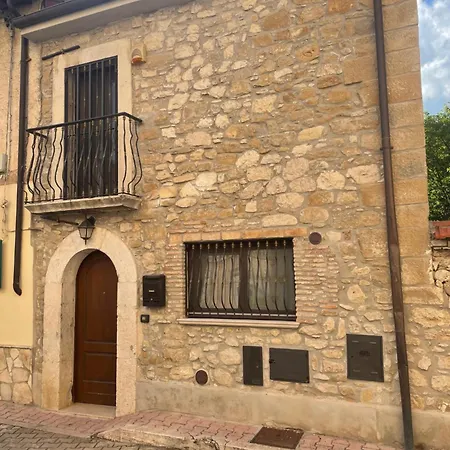 Tatil Evi 18th Century Samnium Stone Alfedena