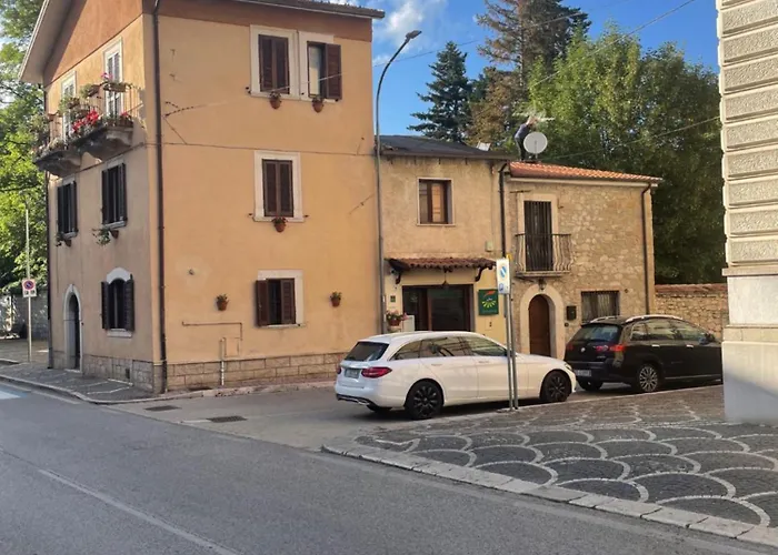 18th Century Samnium Stone