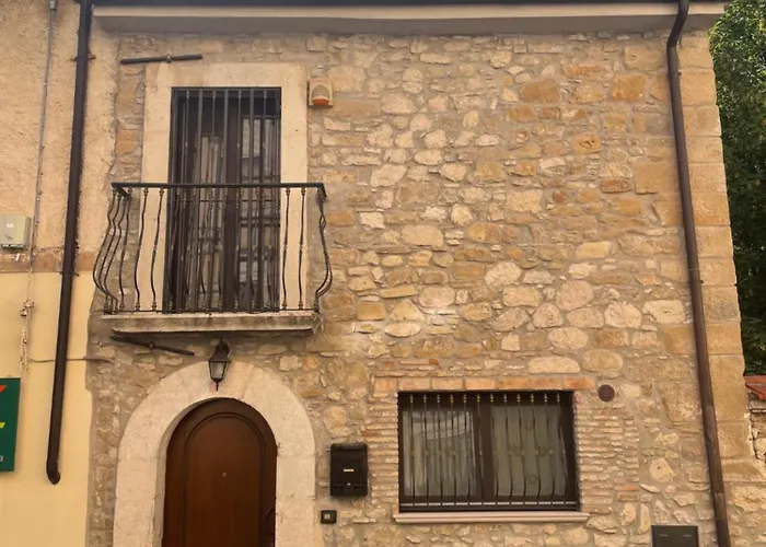 18th Century Samnium Stone