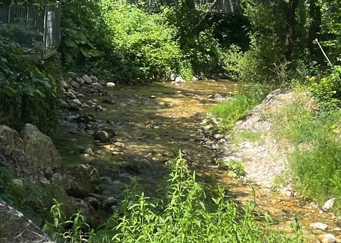 18th Century Samnium Stone