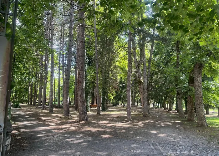 18th Century Samnium Stone Nyaraló *